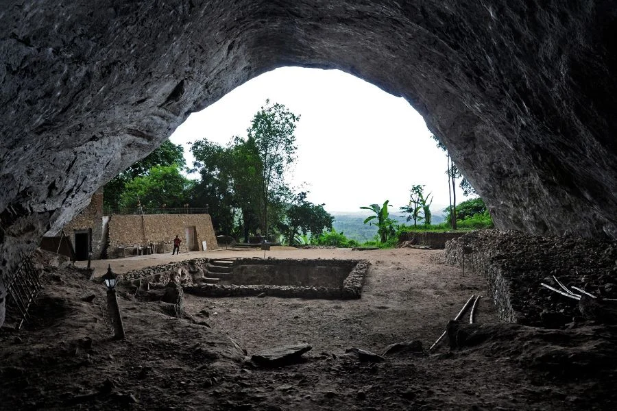 Pahiyangala Cave