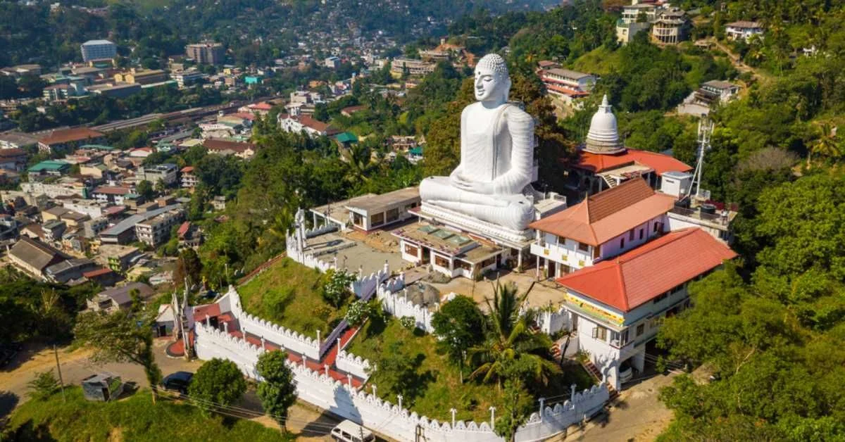 Bahirawakanda Buddha