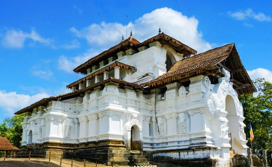 Lankatilaka Temple